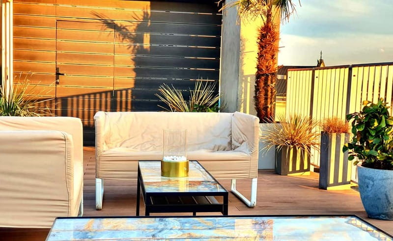 Krakow: Hidden Rooftop Bar Reservation with 1 Cocktail - Should you book SIX in Krakow?
