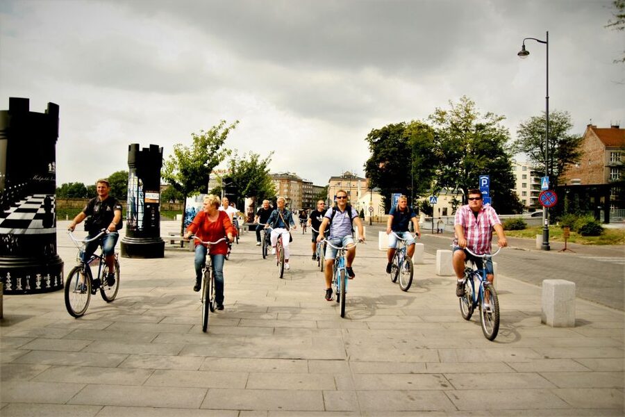 Krakow: Highlights of Krakow Bike Tour - Small Group - Bike comfort, cobblestones, and what to check before you ride