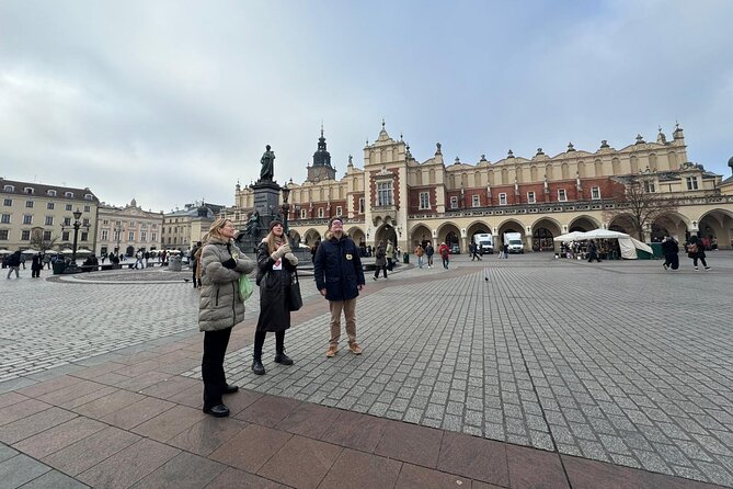 Krakow Highlights Tour: Local Tips, Food Spots & Must-See Places - Stop 5: Collegium Maius and University Vibes