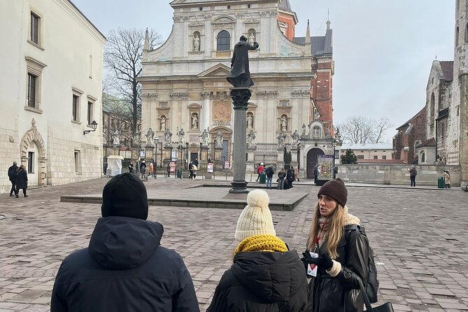 Krakow Highlights Tour: Local Tips, Food Spots & Must-See Places - Stop 6: Ulica Kanonicza for a Scenic Street Break