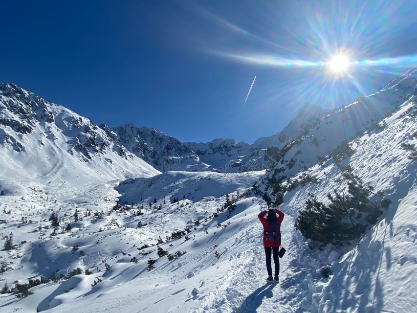 Krakow: Hiking Adventure in Tatra Mountains & Thermal Baths - Getting to the baths: the short ride that turns work into recovery