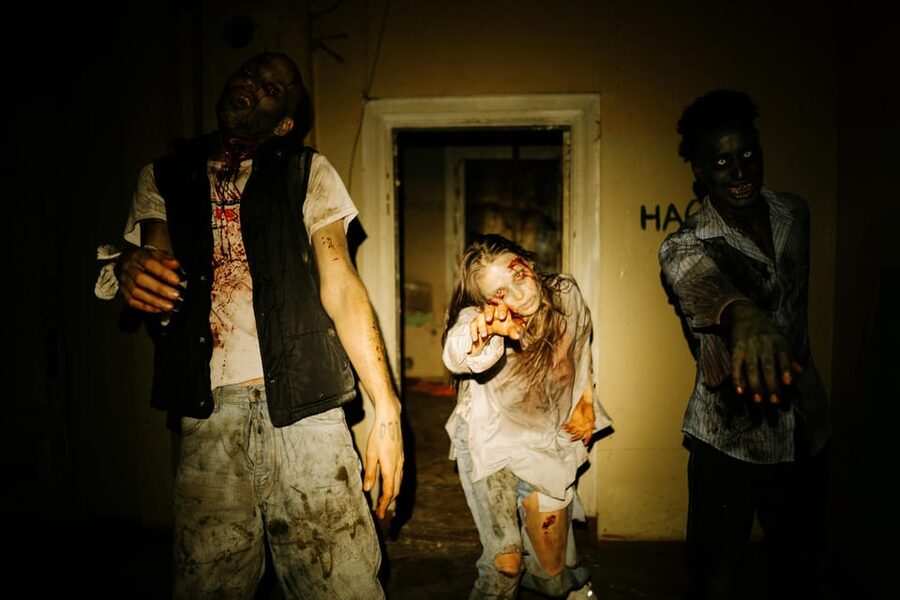 Krakow: Horror House with Actors (Choose Your Fear Level) - Your Fear Level Choice: Regular vs Hard Lite vs Hard