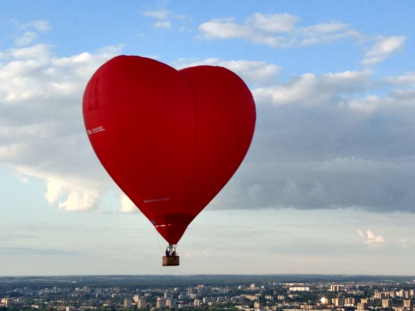 Kraków: Hot Air Balloon Exclusive Tour with Champagne - How This Private Balloon Experience Works in Real Life