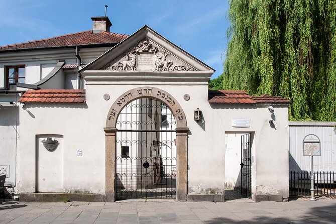 Krakow Jewish District and Ghetto Guided Tour in a Small Group - Wolf Popper Synagogue and Jan Karski’s Statue Stop