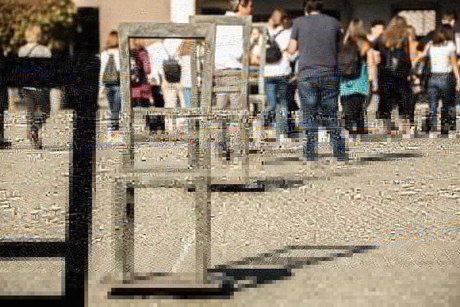 Krakow: Jewish Ghetto Walking Tour - Starting in Podgórze, where the ghetto took shape