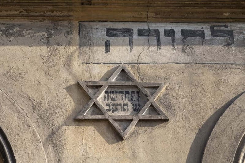 Krakow Jewish Quarter Tour, Kazimierz and Ghetto - Practical value: is $69 per person worth it for what you get?