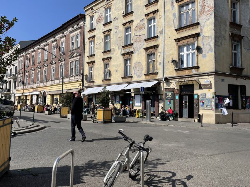 Krakow: Kazimierz District Jewish Heritage Tour - Szeroka Street walk: where daily life becomes easier to imagine