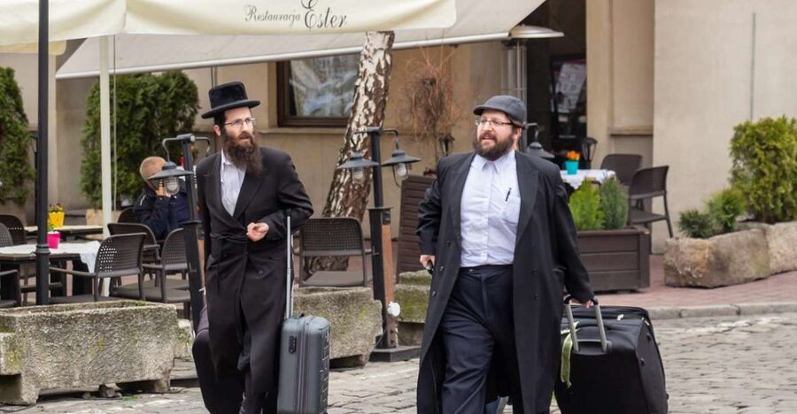 Krakow: Kazimierz, Schindler's Factory & Ghetto Guided Tour - Key Highlights You Will Feel in Your Feet and Heart