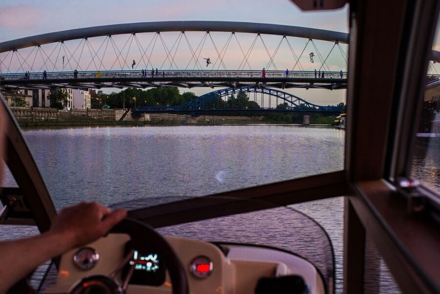 Krakow: Lazy Catamaran River Cruise and Salt Mine Group Tour - Should You Book the Krakow Catamaran Cruise and Wieliczka Salt Mine Tour?