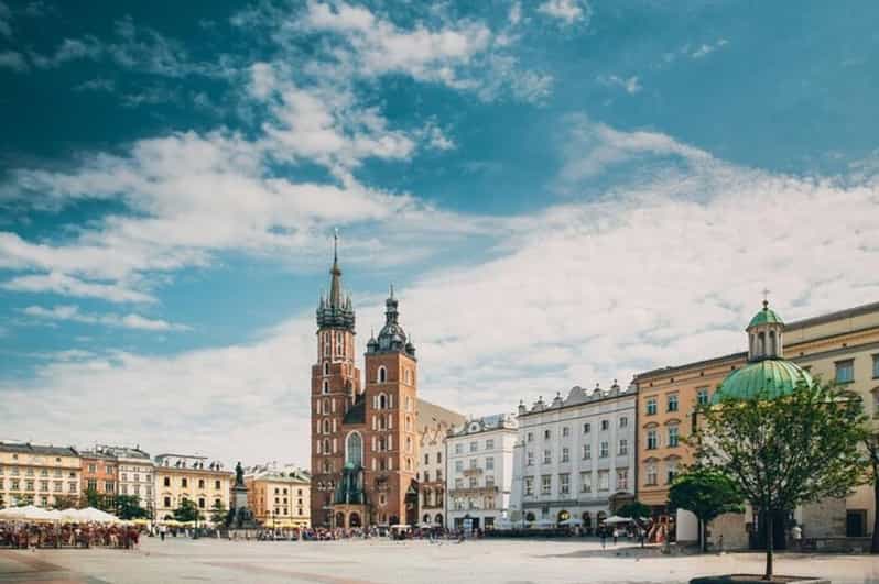 Krakow : Must-See Walking Tour With A Guide - Key Points You’ll Care About