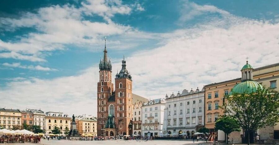 Krakow : Must-See Walking Tour With A Guide - St. Peter and St. Paul: A Baroque Stop That Sets the Mood