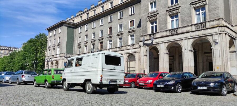 Krakow: Nowa Huta Guided Tour in Vintage Car - Socialist Realism blocks, and the utopian city plan behind them