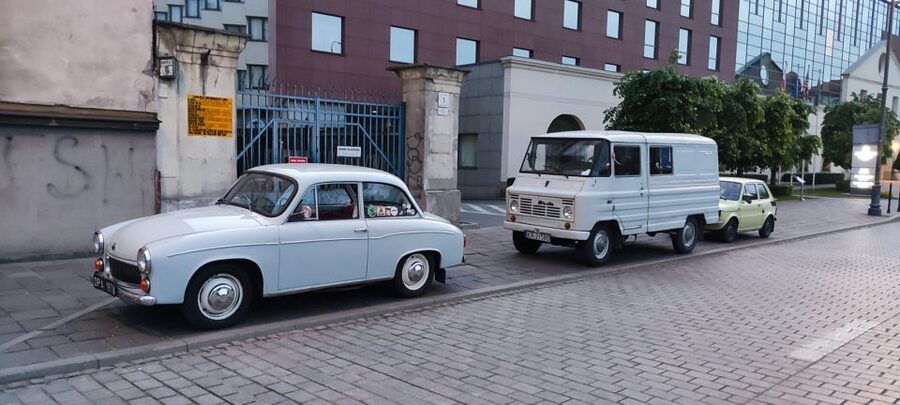 Krakow: Nowa Huta Guided Tour in Vintage Car - Ujastek 1 and the underground shelters built for nuclear war