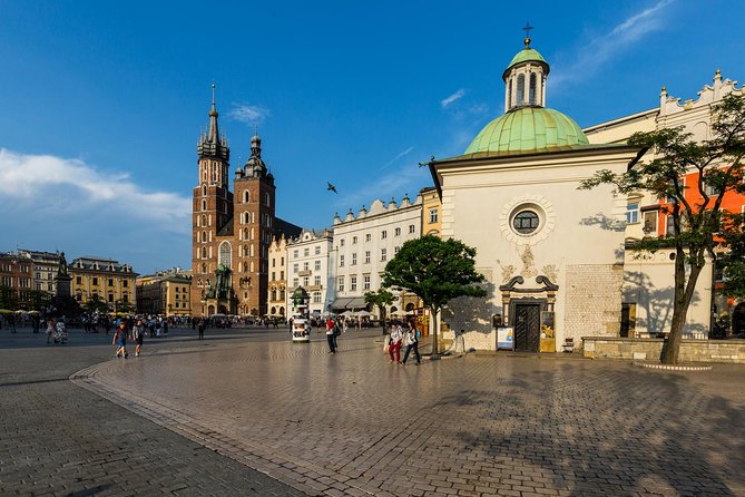 Krakow: Old Town Guided Walking Tour - St. Florian’s Gate, the Gothic reminder of the old city