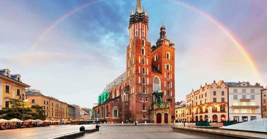 Krakow: Old Town Highlights Private Walking Tour - Key points before you go