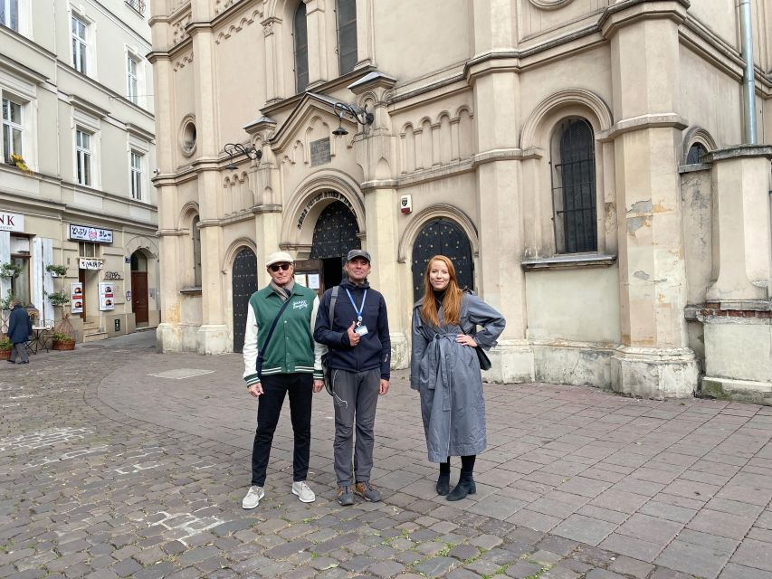 Krakow: Old Town Highlights Walking Tour - Price and value: what $34 actually buys you