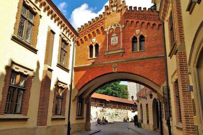 Krakow Old Town Mysteries: Exploration Game and Tour - A Smartphone Mystery Walk Through Krakow’s Old Town