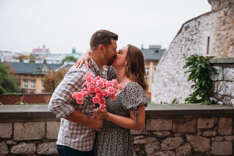 Krakow: Old Town Photoshoot with a Local Photographer - How the itinerary flows in one focused hour