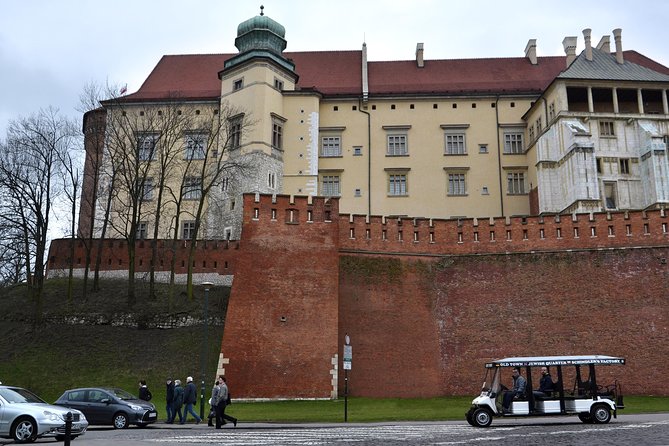 Krakow: Private Guided City Tour by Electric Car - The electric buggy experience: comfortable, not frantic