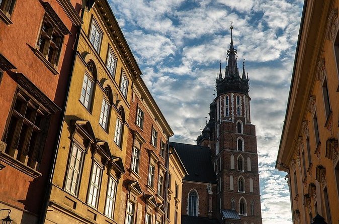 Krakow Private Tour By Walk & Car - Podgorze: Former Ghetto Remnants and Schindler’s Factory Add-On