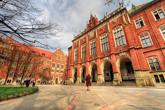 Krakow Private Tour By Walk & Car - Wawel Royal Castle Courtyard and Cathedral Choice