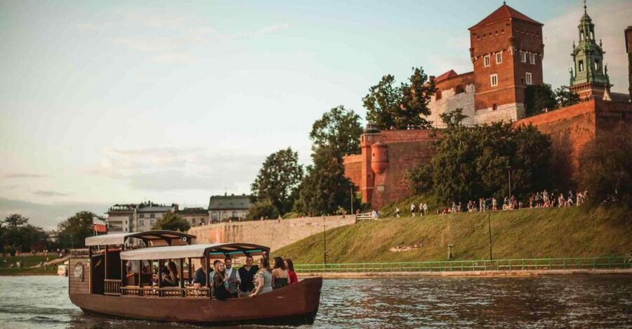 Krakow: Private Traditional Gondola Cruise - The wooden gondola: comfort, weather cover, and onboard setup