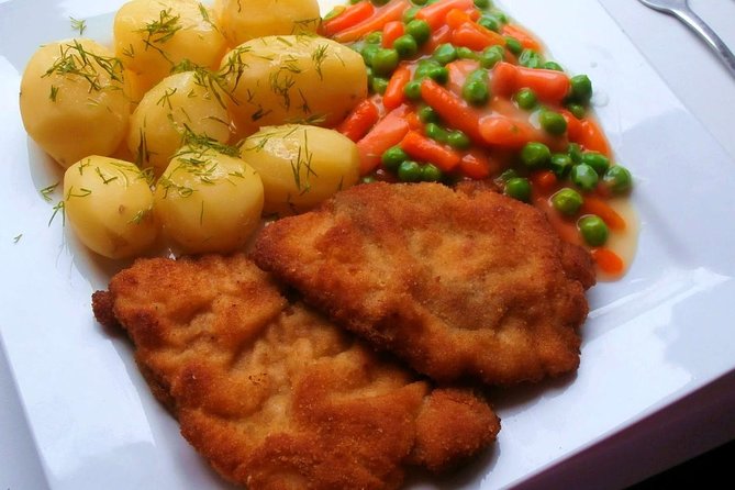 Krakow Private Traditional Polish Food Tour - From Mały Rynek to Krakow’s big squares: the walking flow that makes food make sense