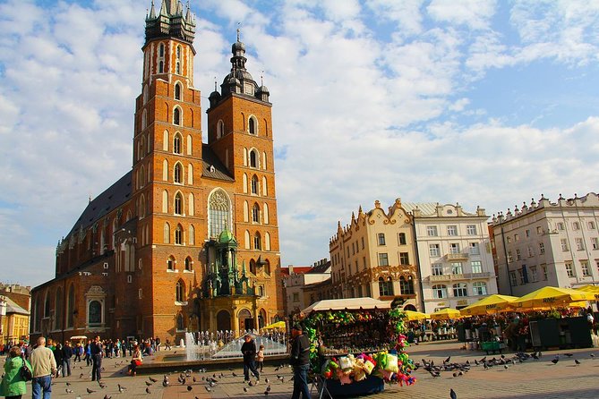 Krakow Private Walking Tour - Kazimierz Former Jewish District, Synagogues When They Are Open