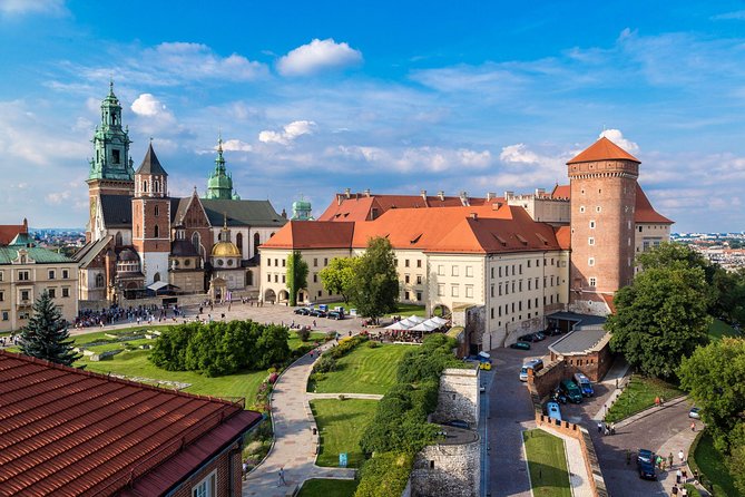 Krakow Private Walking Tour with Schindler's Factory - Private Pickup and a 5-Hour Route That Actually Feels Efficient