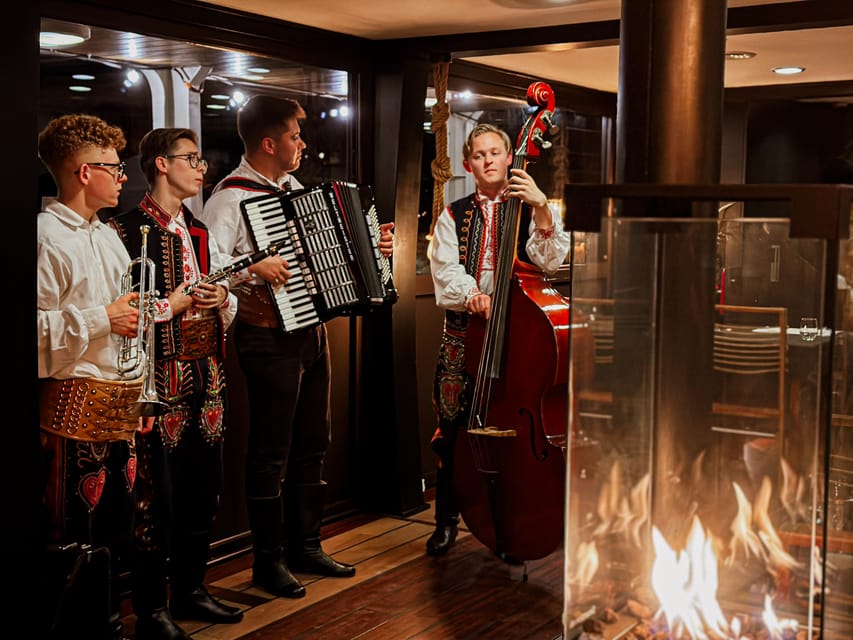 Krakow: Regional Polish Dinner with Vistula River Cruise - Key highlights before you go