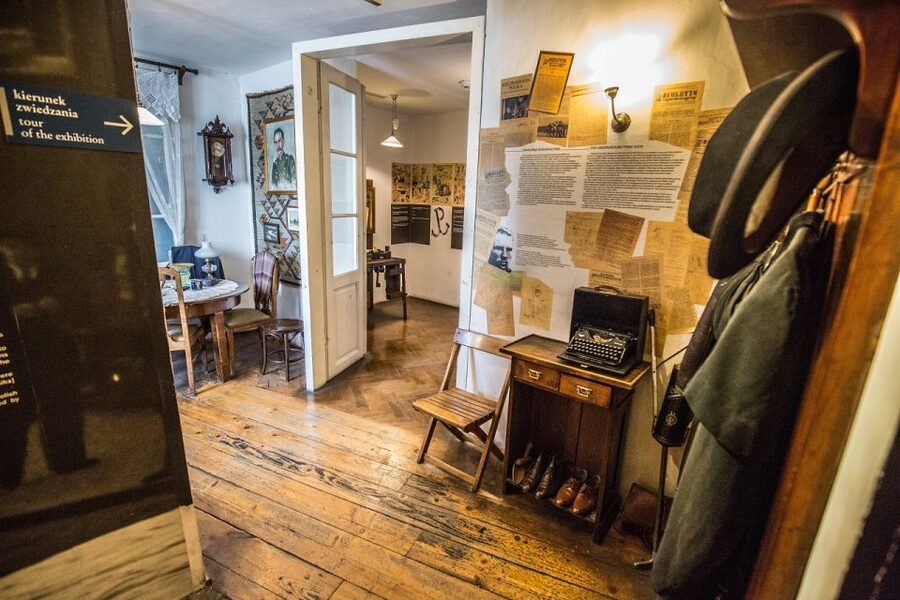 Krakow: River Cruise and Guided Visit to Schindler’s Factory - Value check: is $73 per person a good deal?