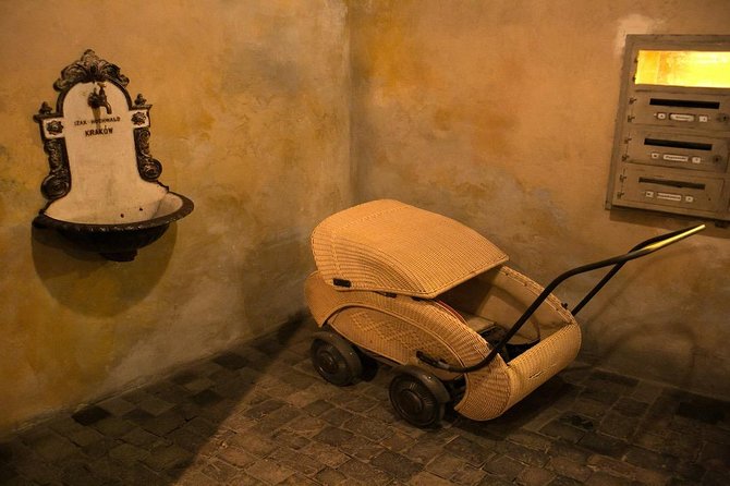 Krakow Schindler's Factory Guided Tour with Admission Ticket - Price and value: is $35 worth it?
