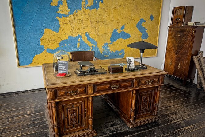 Krakow Schindler's Factory Museum Guided Tour in English - Inside the Museum: The WWII Timeline You Can Follow