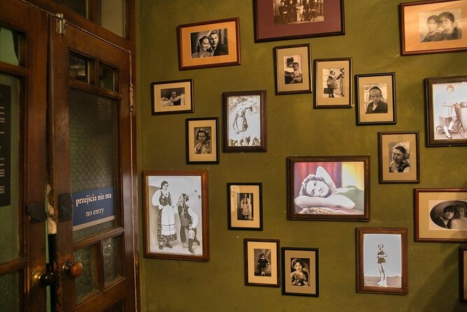 Krakow: Schindler's Factory Small-Group Guided Tour - Why Schindler’s Enamel Factory is more than a Schindler story