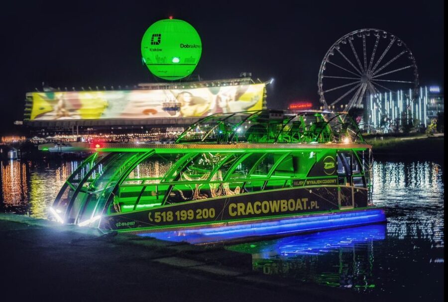 Krakow: Sightseeing Cruise on Vistula River with Audio Guide - Key points to know before you board