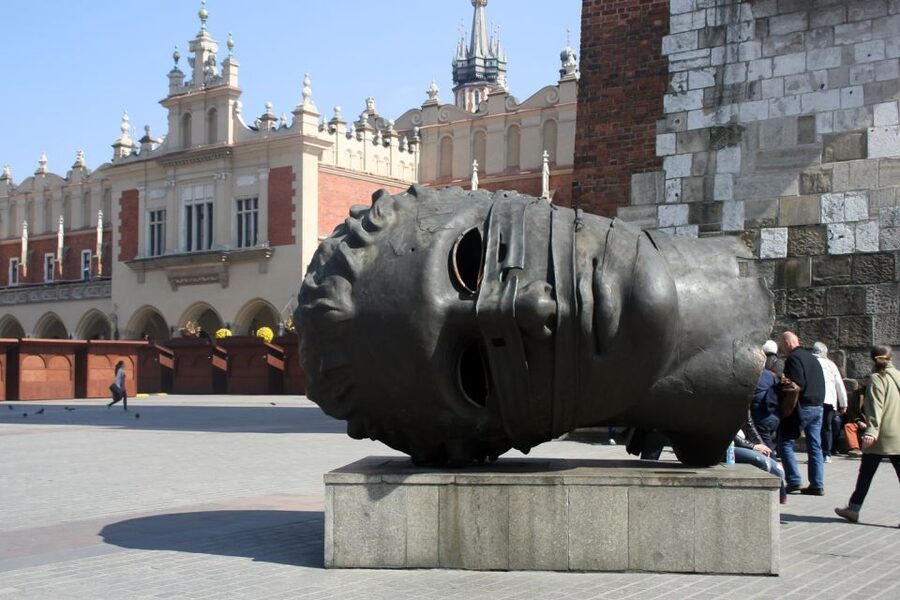 Krakow: Skip-the-Line Rynek Underground Museum Guided Tour - Why Rynek Underground feels like a time machine under the Rynek