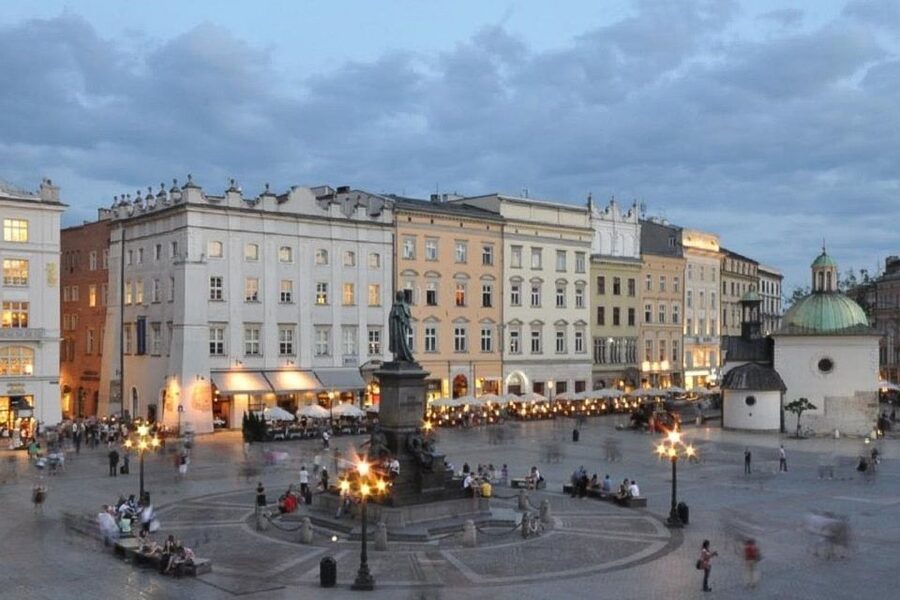 Krakow: Skip the Line Underground Museum Private Guided Tour - Skip-the-line tickets: saving time where it counts