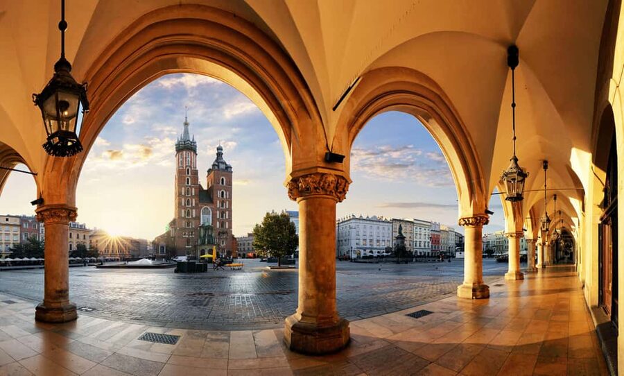 Krakow: The Underground Market Museum Guided Tour - Key things I’d prioritize