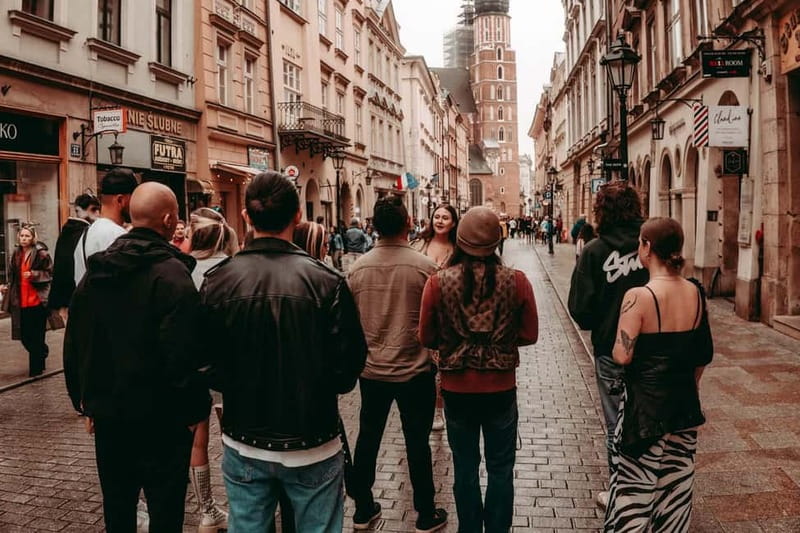 Krakow: Tipsy Polish Food Tour With History, Pierogi & Shots - Walking Route Highlights, Wawel Castle and the Jewish Quarter