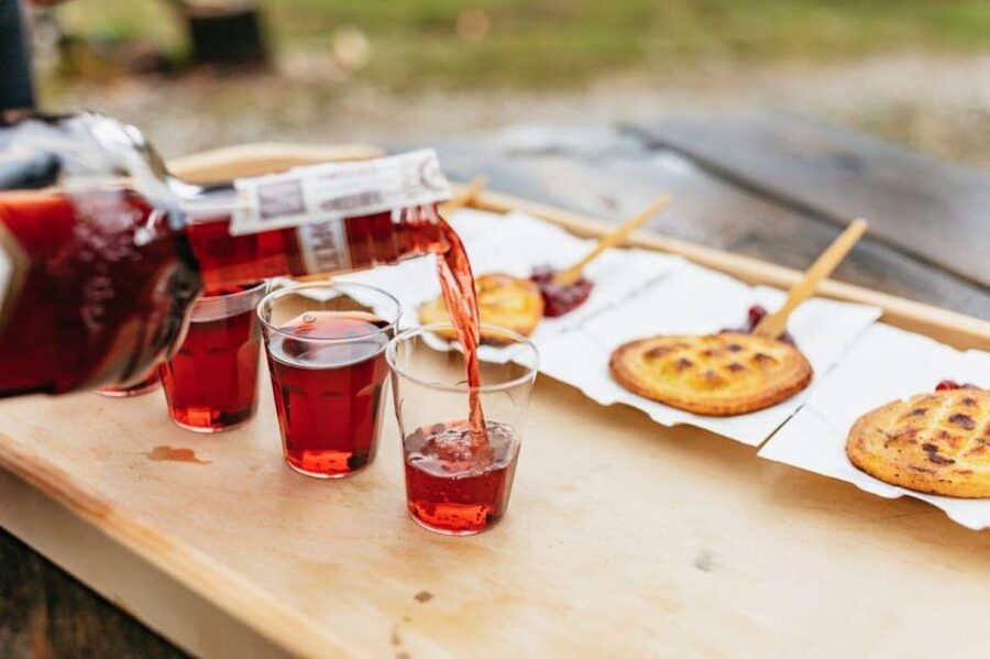 Krakow: Traditional Dunajec Rafting and Mountain Chairlift - The Bacówka shepherd hut: where oscypek is more than a snack