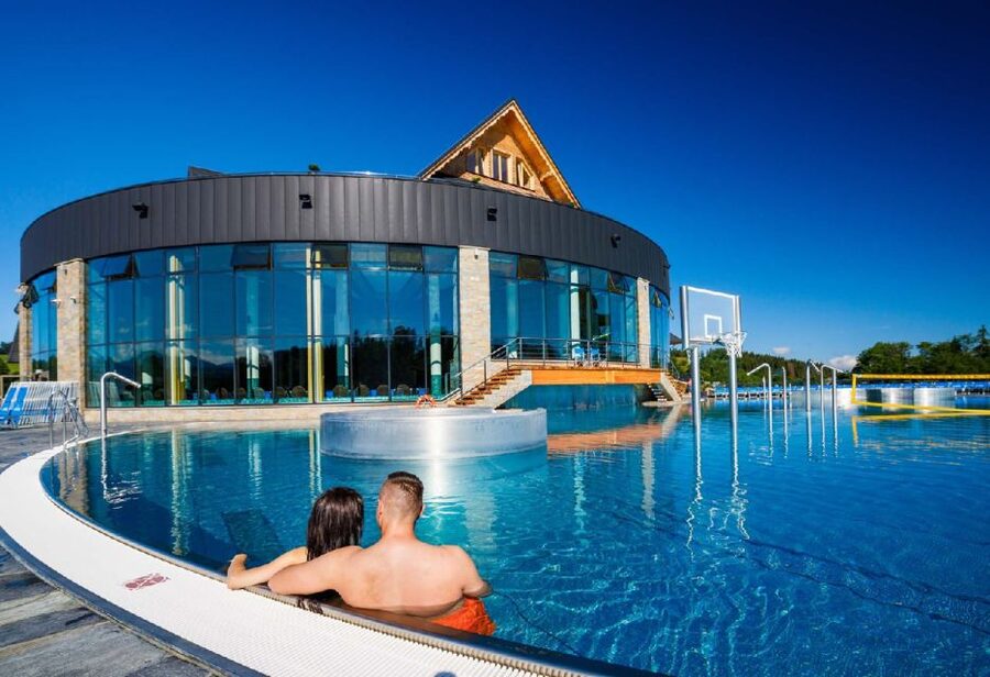 Krakow: Trip to Chocholow Thermal Baths in Tatra Mountains - Price and value at about $75 per person, plus what you might pay extra