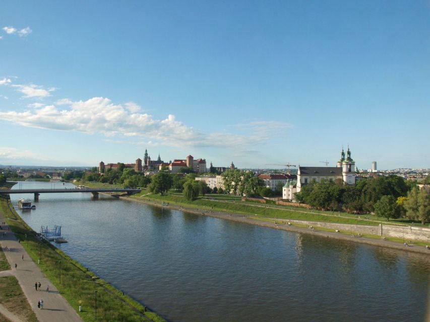 Krakow: Vistula River Cruise and Wieliczka Salt Mine Tour - Meeting Point and the Cracow Boat: Do This First, Then Relax