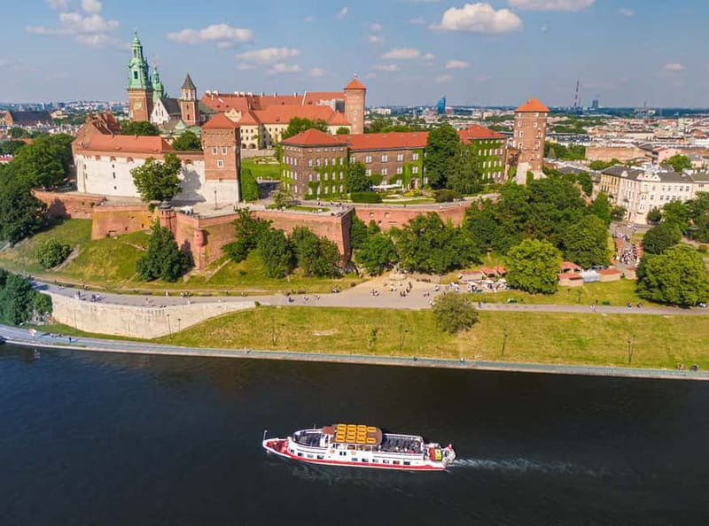 Krakow: Vistula River Sightseeing Cruise with Audio Guide - Why This Vistula Cruise Works So Well in Krakow