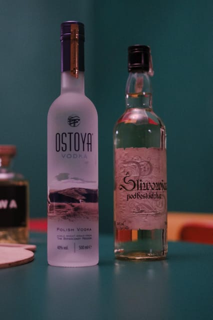 Krakow: Vodka Tasting in Hidden Bar - Practical tips for your smooth 90 minutes