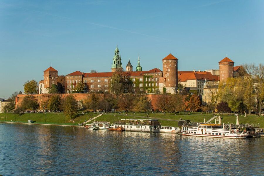 Krakow: Wawel Castle, Cathedral, Rynek Underground & Lunch - Key things you will love in this Krakow royal itinerary