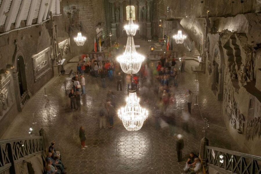 Krakow: Wawel Castle, Cathedral, Salt Mine, and Lunch - FAQ