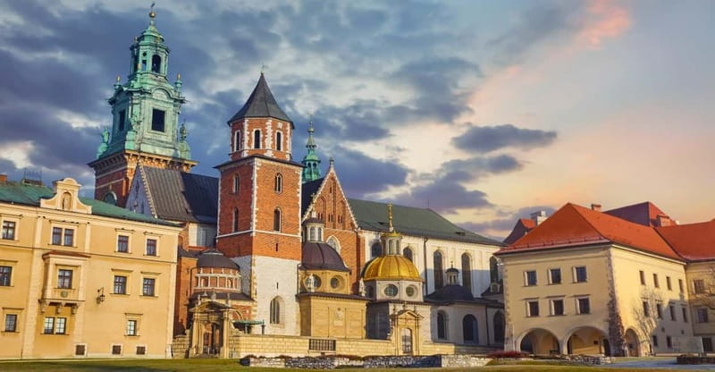 Krakow: Wawel Cathedral Guided Tour with Admission Tickets - Timing and Queues: Plan for Event Days