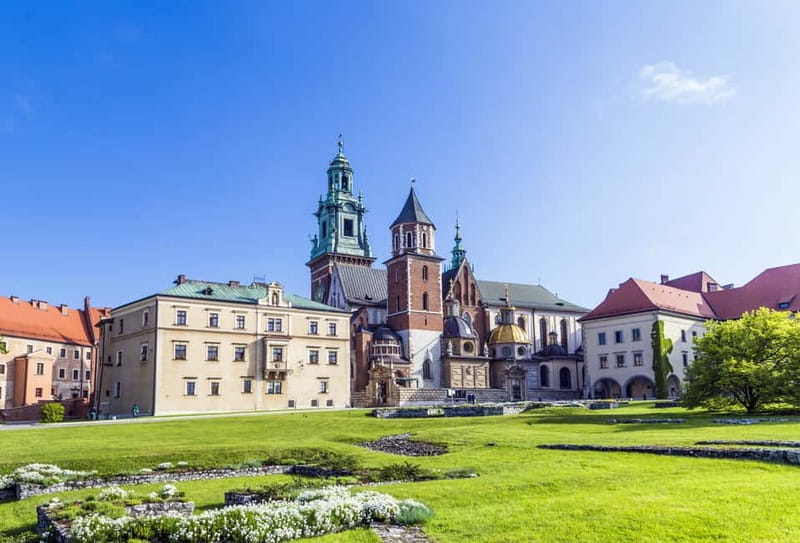Krakow: Wawel Hill Audioguide Tour - Crown Treasury and Armory: Turning Facts Into a Sense of Place