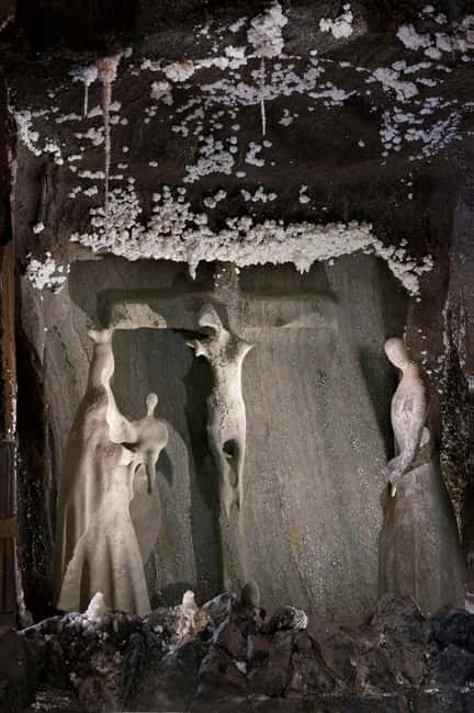 Krakow: Wieliczka Salt Mine Guided Tour & Tickets - Who should book this guided Wieliczka Salt Mine tour