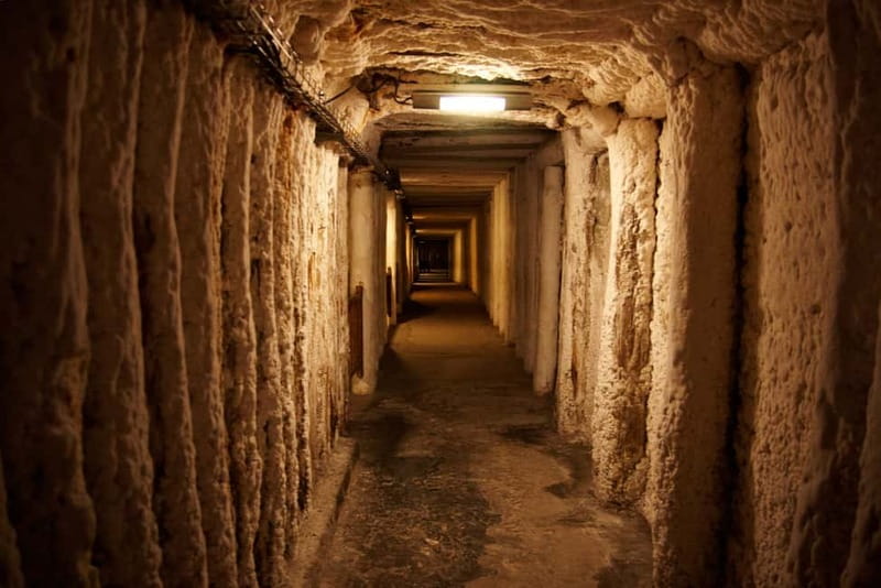 Kraków: Wieliczka Salt Mine Guided Tour with Transfer - Should you book this Wieliczka guided tour with transfer?